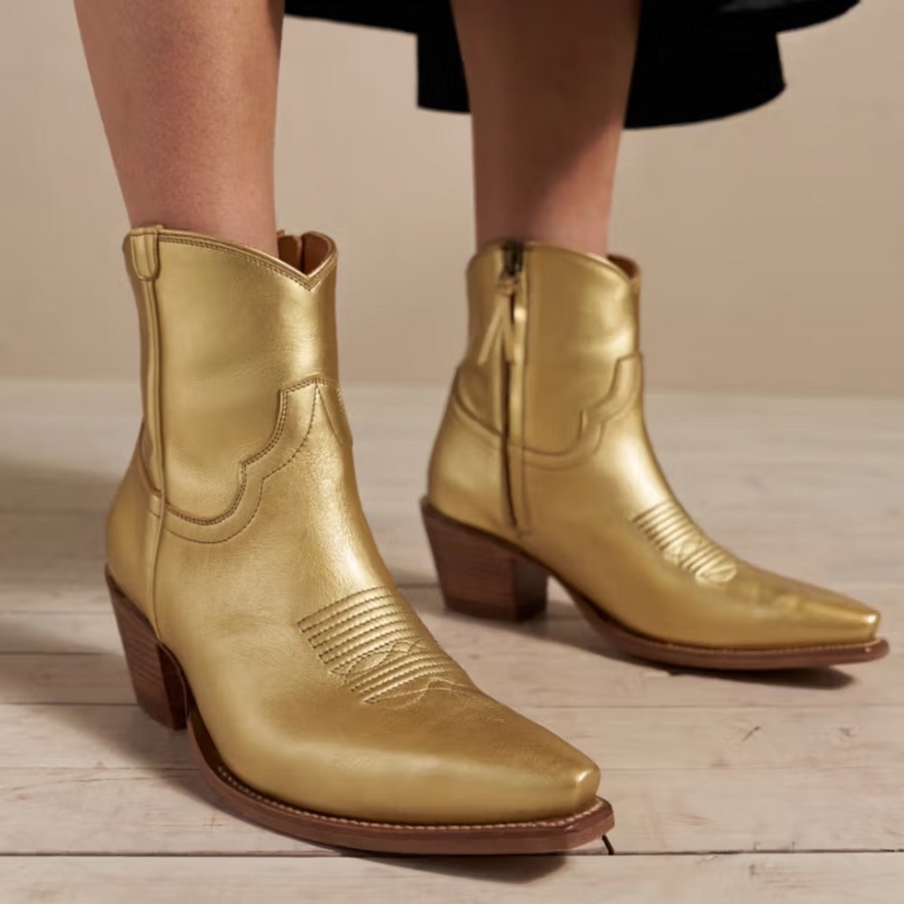Tecovas Gold Daisy Boot